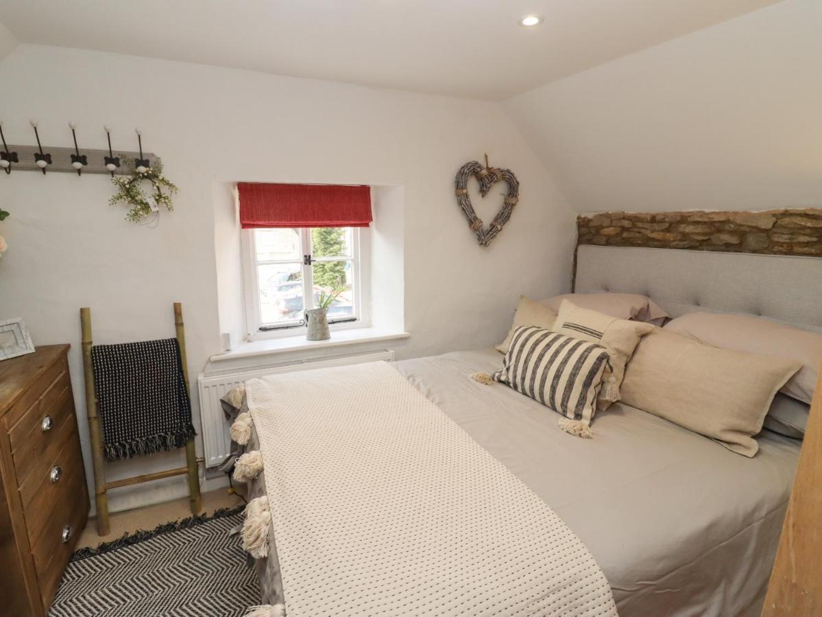 Hobbes Cottage Malmesbury Buitenkant foto