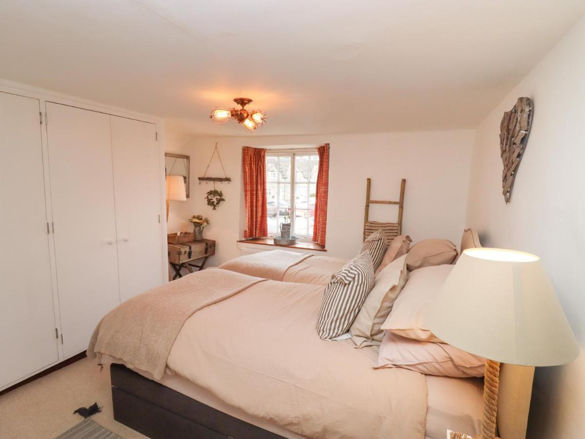 Hobbes Cottage Malmesbury Buitenkant foto